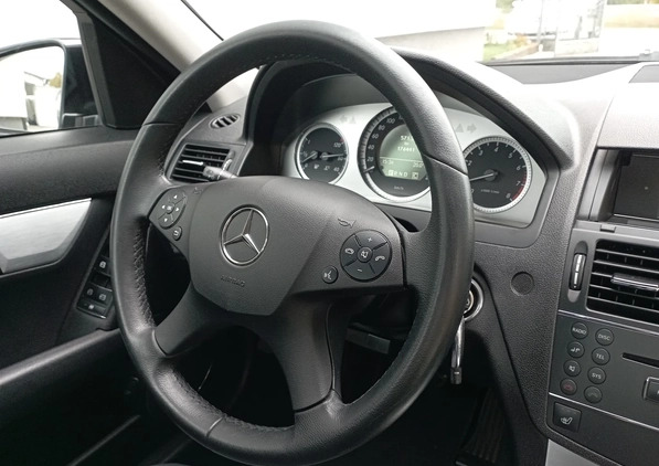 Mercedes-Benz Klasa C cena 36900 przebieg: 176000, rok produkcji 2007 z Augustów małe 704